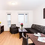 Hotel Barok And